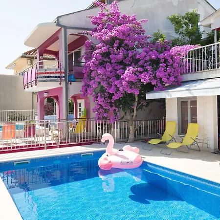 Villa Pinky &Superior 2 Heated Pools 2 Jakuzzi And 2 Barbique