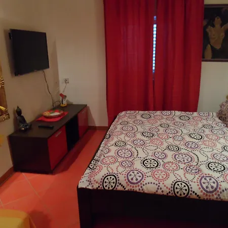 Penzion Beachfront Pinky Seget Vranjica