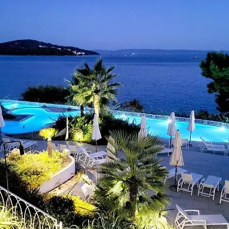 Pinky And Superior Trogir Villa
