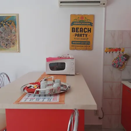 Vendégház Beachfront Pinky 4*