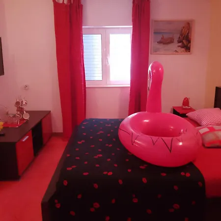 Beachfront Pinky Penzion Seget Vranjica