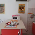 ゲストハウス Beachfront Pinky 4*