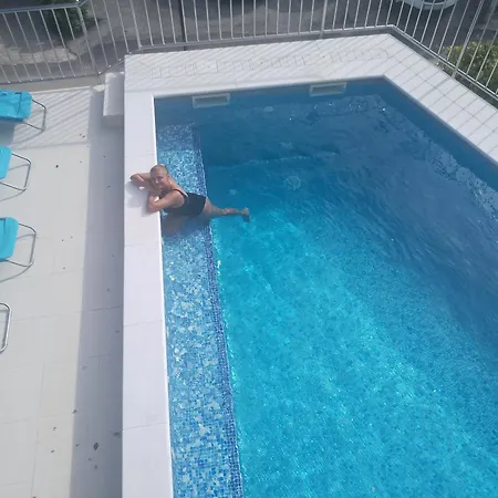 Beachfront Pinky Seget Vranjica