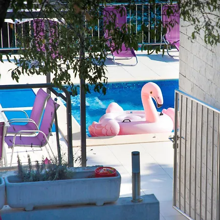 Beachfront Pinky Gasthof