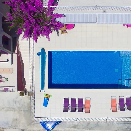 Beachfront Pinky Gasthof Seget Vranjica