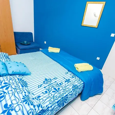 Pensionat Beachfront Pinky Seget Vranjica