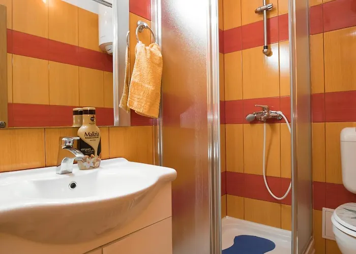 Beachfront Pinky 4* Seget Vranjica